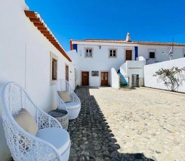 Sintra House | Pet-Friendly Retreat at Paço Marmòris Field - Rated 9/10