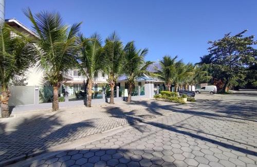Praia do Pauba Hotel | Beachfront Bliss at Paúba Beach Hotel with Pool & Ocean Views