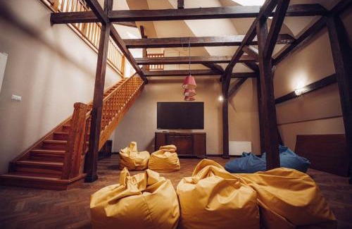 Borowa Hotel | Pet-Friendly Retreat at Pałac Borowa with Pool Access