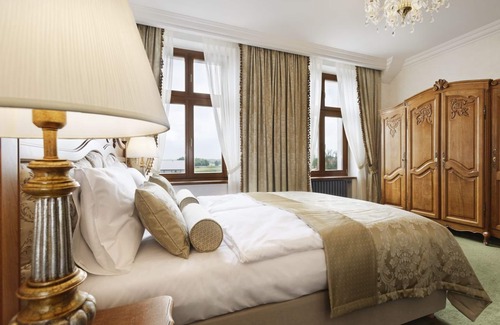 Mortegi Hotel | Indulge at the Pałac Mortęgi Hotel Spa - 4-Star Retreat
