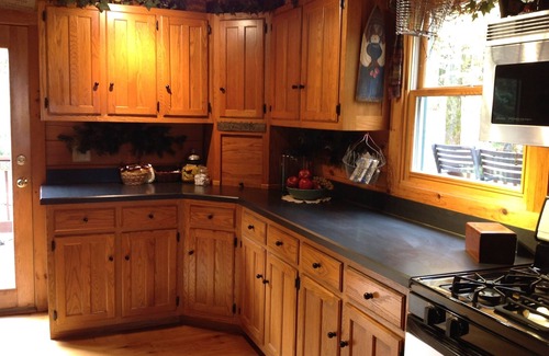 Wellsboro House | Pet-Friendly Pa-Mountain Rental House with Pool & Spa