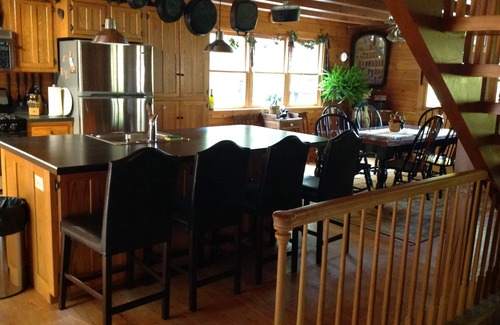 Wellsboro House | Pet-Friendly Pa-Mountain Rental House with Pool & Spa