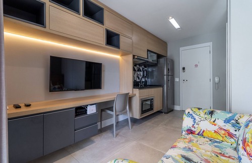 Sao Paulo Apartment | Elegant Retreat in Vila Madalena with Pool and Spa
