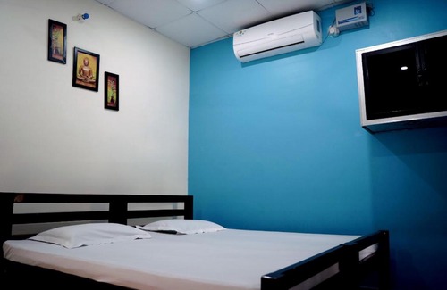 Haldwani House | Inviting Paawan HomeStay with Family-Friendly Amenities