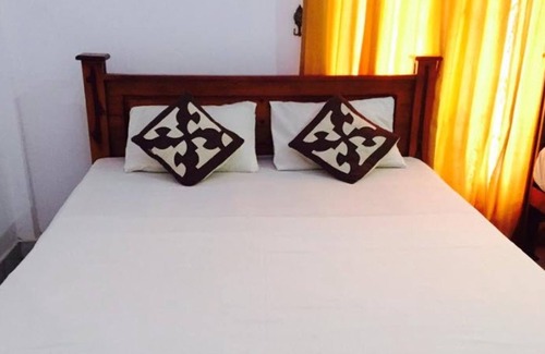 Ipalogama House | Welcoming Pabasara Guest House Kalawewa with Breakfast