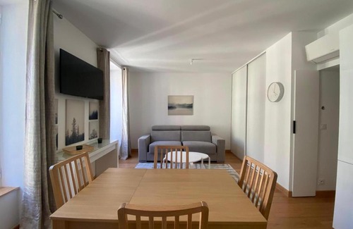 Vernier Apartment | Discover PACA01: Pet-Friendly & 9.7/10 Guest-Rated Retreat