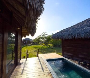 Santo Amaro do Maranhao Cabin | Inviting Pacas Suítes Casa & Chalés: Pet-Friendly Stay
