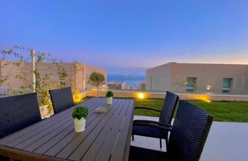 Jala Villa | Oceanfront Pacific 2 Bedroom Villa with Stunning Views