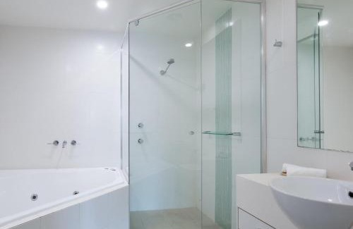 Salamander Bay Apartment | Discover Pacific Blue: Oceanfront Resort with Family Amenities