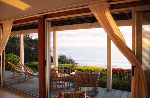 Yamba Villa | Cozy Pacific Lodge Studio with Breakfast & Family Amenities