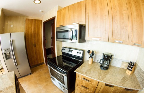 Playa Coronado Condo | Scenic Ocean & Mountain Views at Premier Country Club Escape