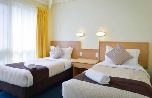 Elizabeth Beach House | Discover Pacific Palms Resort with Pool & Family Perks