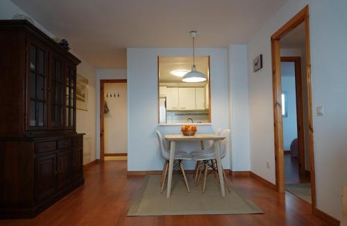 Formigal Apartment | Exclusive Pacino Hotel with Parking in the Heart of Pirineos