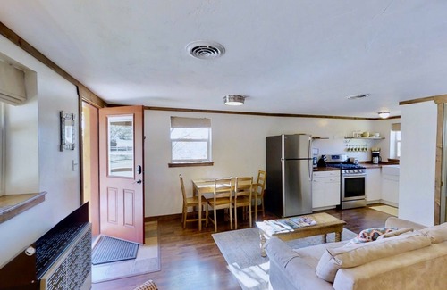 Spanish Valley Cabin | Discover Pack Creek ~ Creekside West with Pool & Spa
