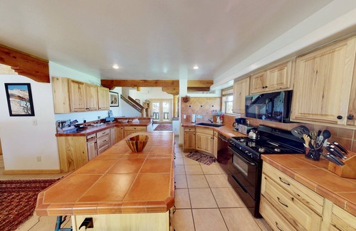 Spanish Valley Cabin | Inviting Pack Creek Orchard House: Pool, Spa & Family Fun