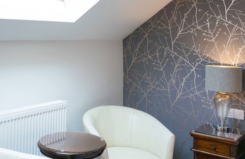 New Mills Hotel | Pack Horse Inn: Guest Rated 9.8 with Family-Friendly Dining