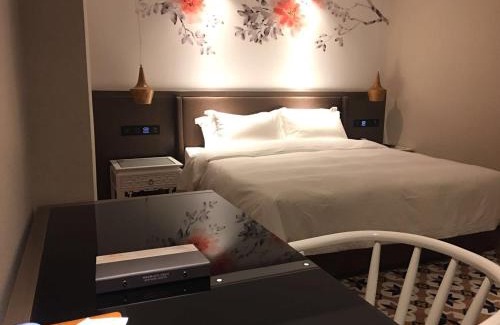 Guangzhou Hotel | Convenient Paco Hotel Dongpu: Free Shuttle & Great Amenities