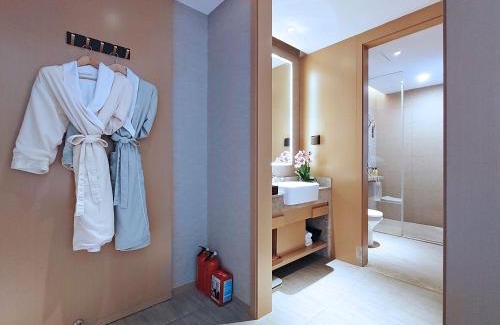 Panyu Hotel | Top-Rated Paco Hotel near Guangzhou South Railway Station