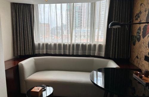 Yuexiu Hotel | Convenient Paco Hotel Near GuangZhou Zoo with Shuttle