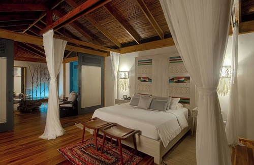 Bajo Tigre Cabin | Unforgettable Experience at Pacuare Lodge by Böëna