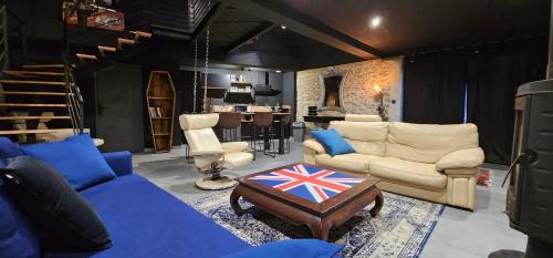 Arnage Villa | Discover Paddock 24 Arnage - Loft in Le Mans, Rated 9.3