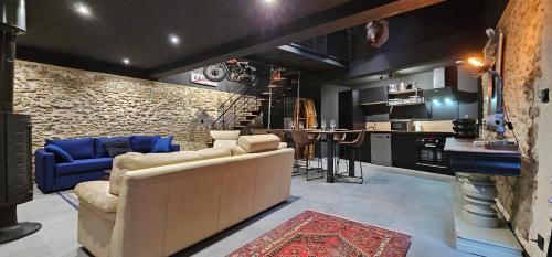 Arnage Villa | Discover Paddock 24 Arnage - Loft in Le Mans, Rated 9.3