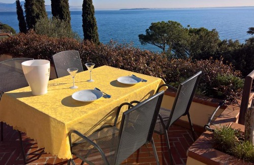 Padenghe sul Garda House | Exceptional Oceanfront Retreat at Maison du Lac, Padenghe