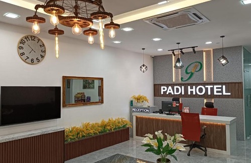 Kampung Alor Bangsa Hotel | Discover Padi Hotel Alor Setar: Family-Friendly Retreat