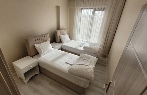 Tusba Apartment | Welcoming Padişah Suite Hotel: Ideal for Families & Eat-In