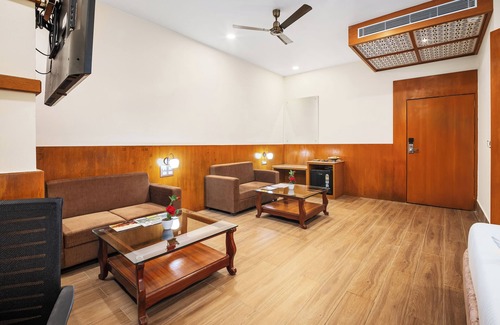 Faizabad Hotel | PADMSHREE PALACE