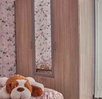 Lasnamae Apartment | Pae 52 Apartment: Family-Friendly & Near the Airport