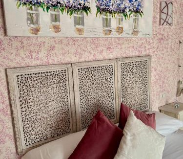 Fiumicino House | Discover Paganino Rooms: Family-Friendly with Kitchen Amenities