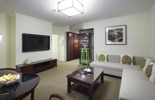 Como Apartment | Elegant Pagoda Resort & Spa: Pool, Hot Tub, and More