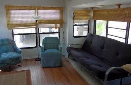 Pahrump House | Pahrump RV Park & Lodging