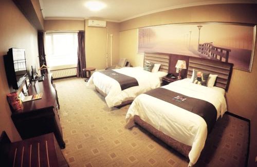 Jianggan Hotel | Convenient Stay at Pai Hotel Hangzhou Near Subway Station