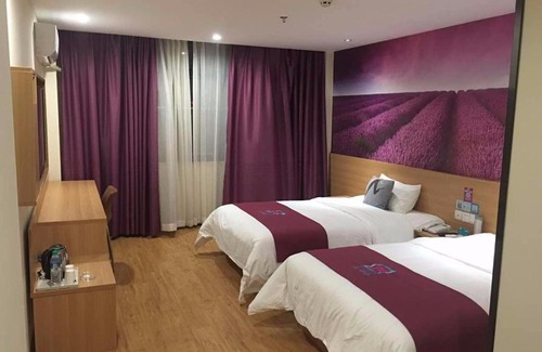 Xuwen County Hotel | Welcoming Pai Hotel Zhanjiang Xuwen for Families and All