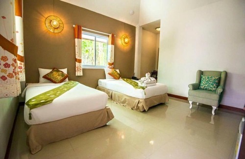 Thani Hotel | Inviting Pai Sukhothai Resort: Pool, Dining & Family Fun