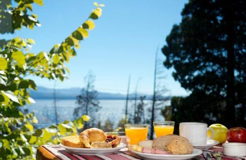 San Carlos de Bariloche Cabin | Beachfront Escape at Pailahue Cabañas Lodge