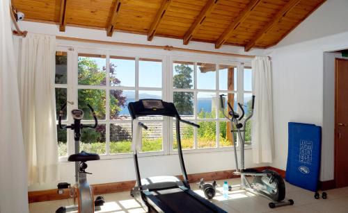 San Carlos de Bariloche Cabin | Beachfront Escape at Pailahue Cabañas Lodge