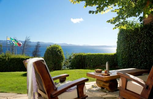 San Carlos de Bariloche Cabin | Beachfront Escape at Pailahue Cabañas Lodge