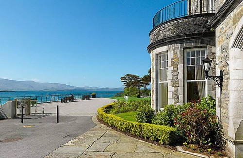 Sneem House | Discover Pairc na Saileac: Oceanfront Escape with Pool