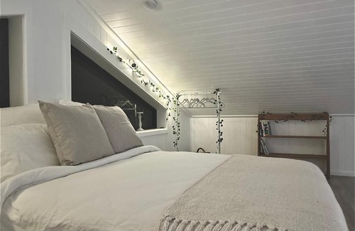 Wisemans Ferry House | Top-Rated Paisanas in Wisemans Ferry with Hot Tub & Family Fun