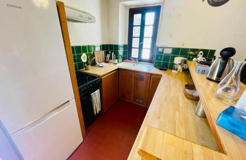 Pietrosella Apartment | Relaxing Getaway for 4 with Garden Access and Child Care