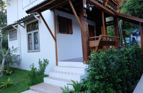 Su Thep House | Highly Rated Paiyannoi Guesthome with Family-Friendly Amenities