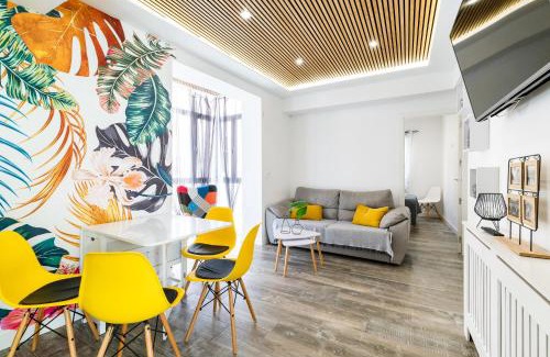 Chana Apartment | Family-Friendly Pajaritos Suites Near Center and Train Station