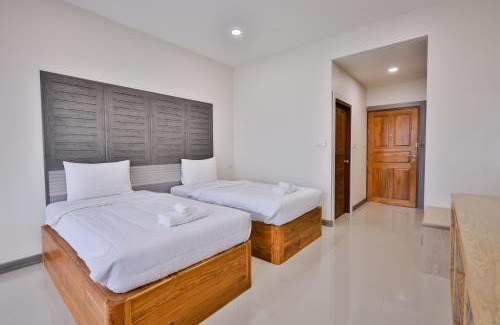 Don Tako Apartment | Discover Pak Ping Ratchabur: Highly Rated with Restaurant