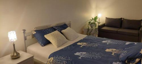 Kaunas Apartment | Pakeliui: Family-Friendly Retreat with Top Guest Ratings
