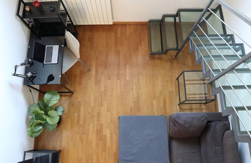 Porta Genova Apartment | Discover Paki Home: Cozy Loft in Milan's Navigli Area