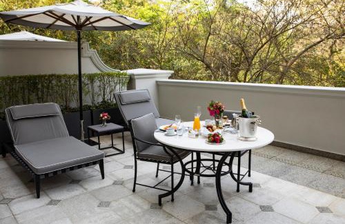 Panamby Hotel | Experience Elegance at Palácio Tangará - 5-Star Oasis