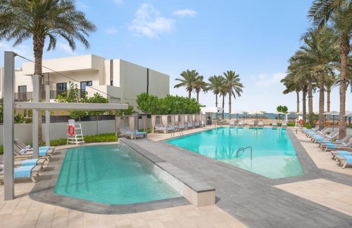 Al-Fujairah Resort | Elegant Palace Beach Resort Fujairah with Oceanfront Views
